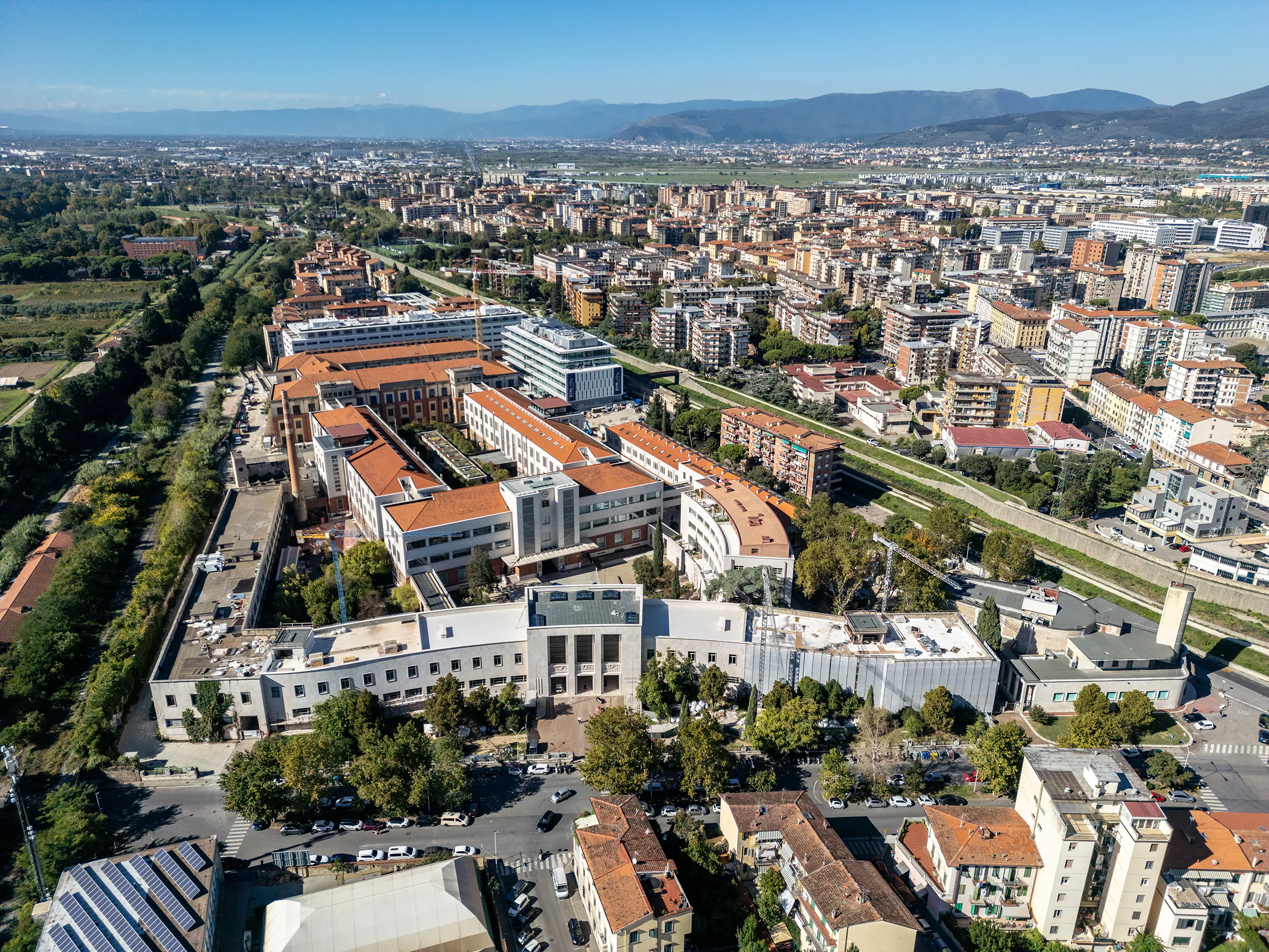 Vista urbana di Firenze nei dintorni di Manifattura Tabacchi